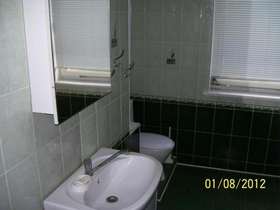 Hotel Pirtis Prie Neries Jonava Exterior foto